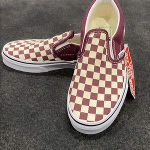Kids classic checkered maroon vans